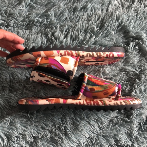 Farm Rio Banana Sandals NEW! Never worn sz 9 or sz 40 EU MADE IN BRAZIL. - Picture 6 of 10